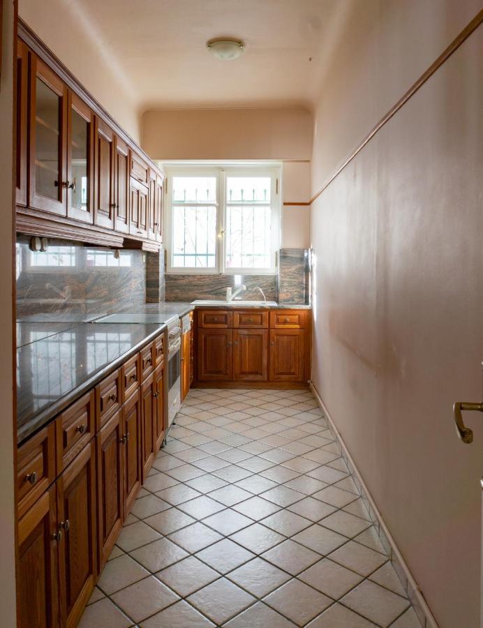 雅典Hadrians Den In Heart Of Plaka By Jj Hospitality公寓 外观 照片